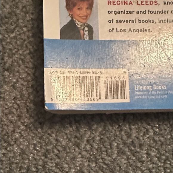 One Year to an Organized Life Book By Regina Leeds - Picture 2 of 2